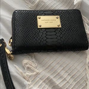 Michael Kors Wristlet